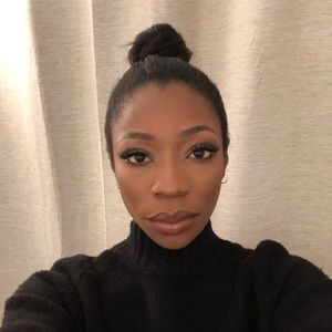 Meet your Posher, Olivia